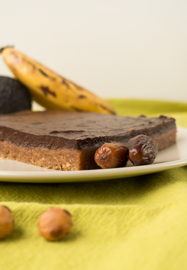 Blondies crus aux noix et glaçage chocolat (2/3)