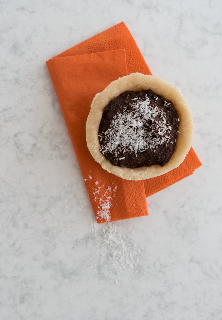 Tartelettes crues à la crème de chia au cacao (2/3)